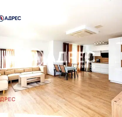 Photo 2 — House in Varna, Alen Mak
