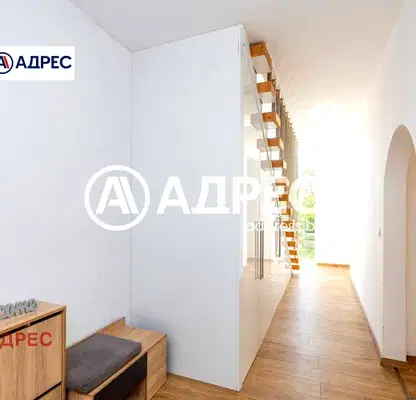 Photo 4 — House in Varna, Alen Mak