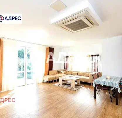 Photo 5 — House in Varna, Alen Mak
