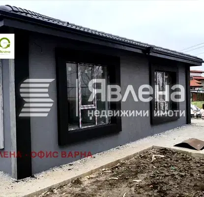 Снимка 2 — Къща във Варна, м-т Ален мак
