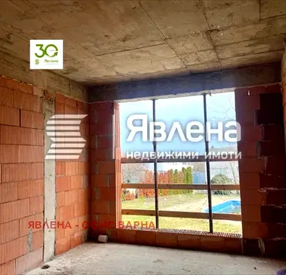 Снимка 3 — Къща във Варна, м-т Ален мак