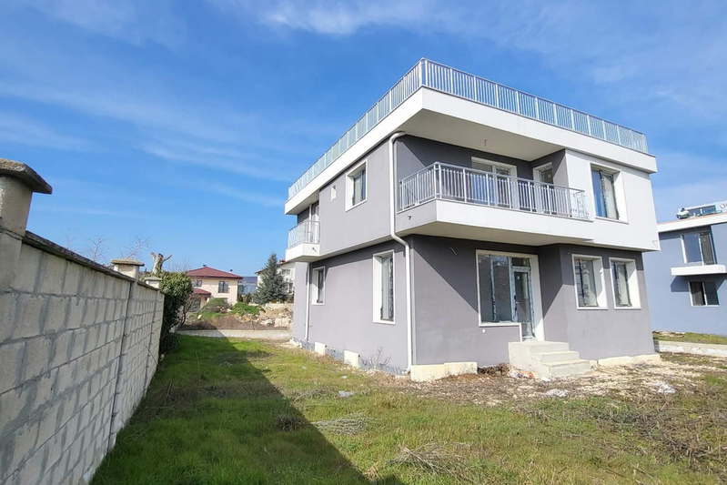 House in Varna, Evksinograd