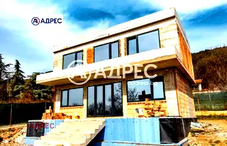 Къща във Варна, Виница