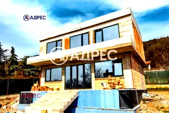 Къща във Варна, Виница