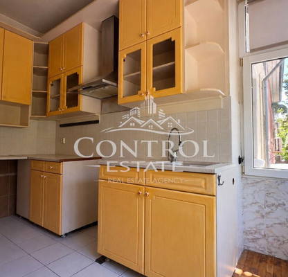 Photo 3 — House in Veliko Tyrnovo, Centyr