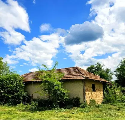 Снимка 2 — Къща във Велико Търново, Златарица