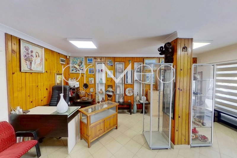 Офис в Бургас, Център