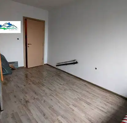 Photo 3 — Office in Oblast Kyrdjali, Момчил