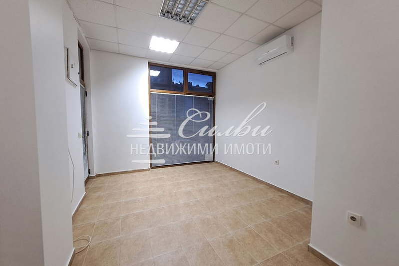 Office in Shumen, Centyr