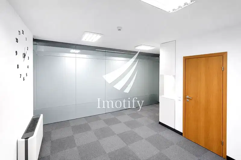 Office in Sofiya, Centyr