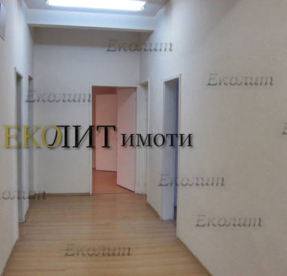Снимка 2 — Офис в София, Център