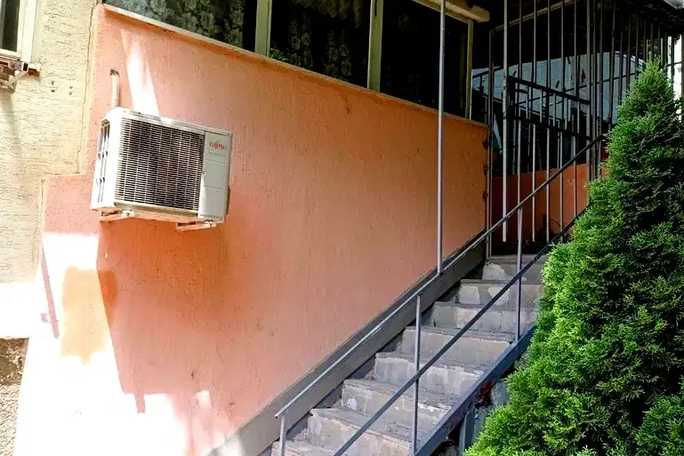 Office in Sofiya, Hadji Dimityr