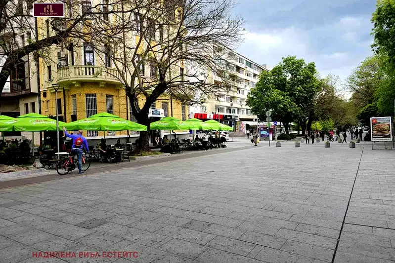 Office in Stara Zagora, Centyr
