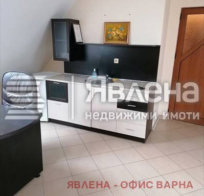 Photo 2 — Office in Varna, Centyr