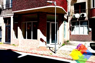 Офис във Варна, Операта
