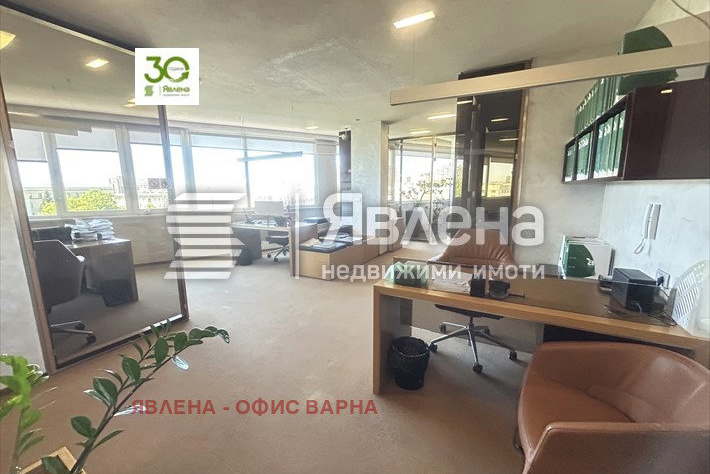 Офис във Варна, Спортна зала