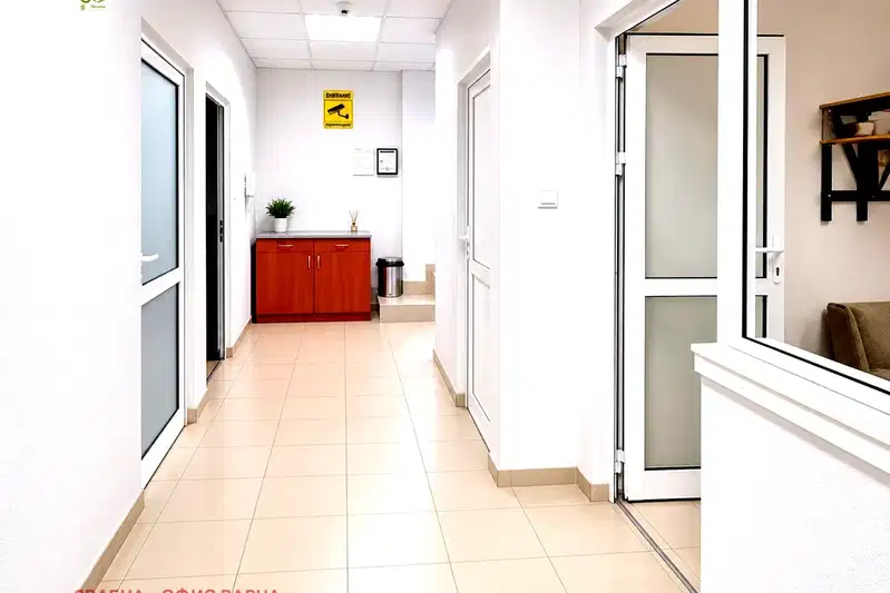 Офис във Варна, Зимно кино Тракия