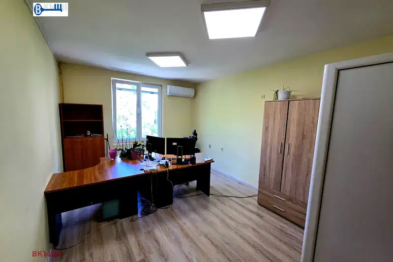 Office in Veliko Tyrnovo, Centyr