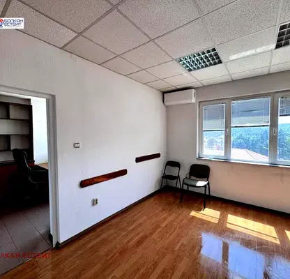 Photo 3 — Office in Veliko Tyrnovo, Centyr