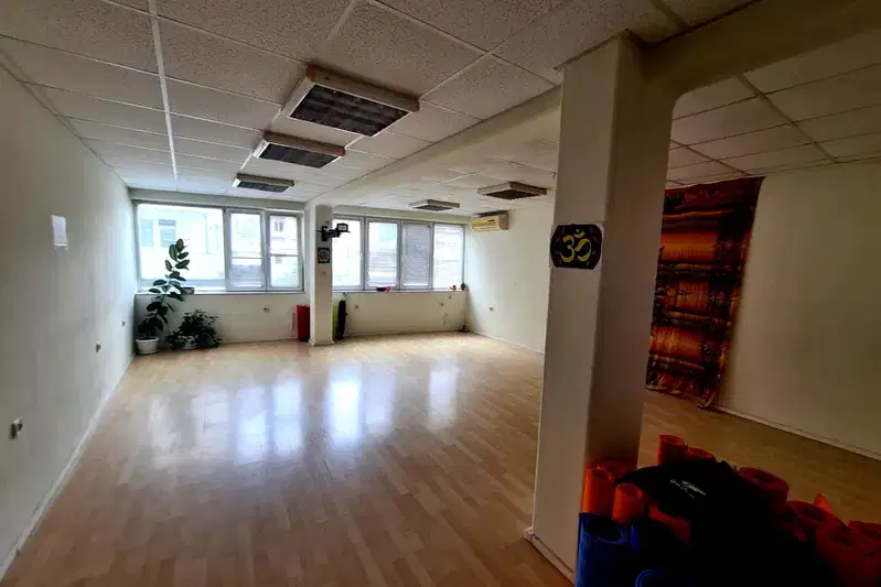 Office in Veliko Tyrnovo, Centyr