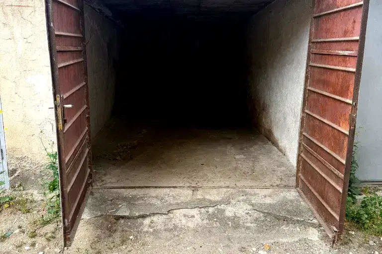 Garage/Parking in Oblast Blagoevgrad, Goce Delchev