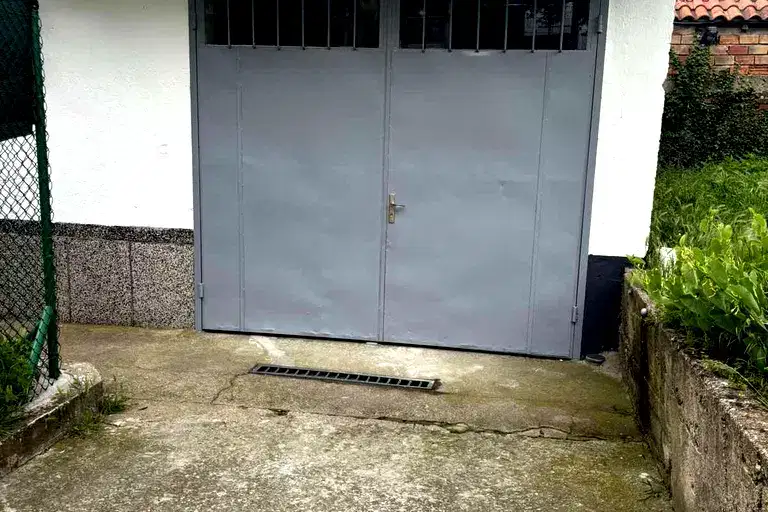 Garage/Parking in Oblast Plovdiv, Karlovo