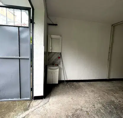 Photo 3 — Garage/Parking in Oblast Plovdiv, Karlovo