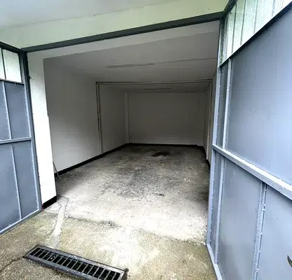 Photo 4 — Garage/Parking in Oblast Plovdiv, Karlovo
