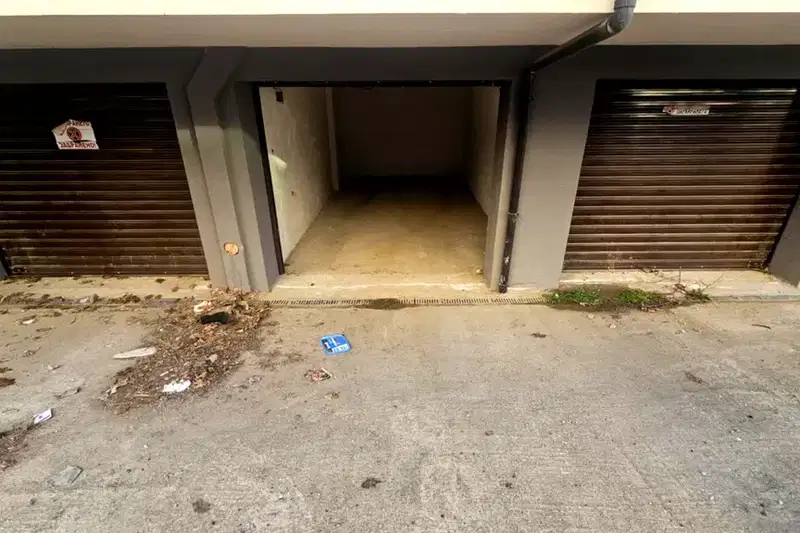 Garage/Parking in Kyrdjali, Vyzrojdenci