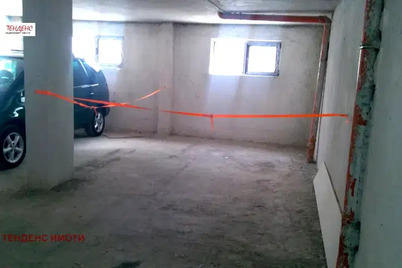 Garage/Parking in Kyrdjali, Vyzrojdenci