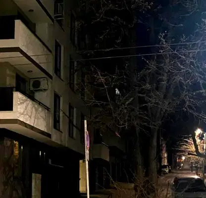 Снимка 2 — Гараж/Паркомясто в Плевен, Идеален център