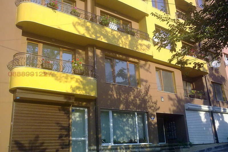 Garage/Parking in Sofiya, Banishora