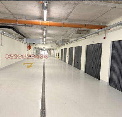 Photo 2 — Garage in Sofia, Banishora