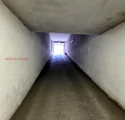 Снимка 2 — Гараж/Паркомясто в София, Център