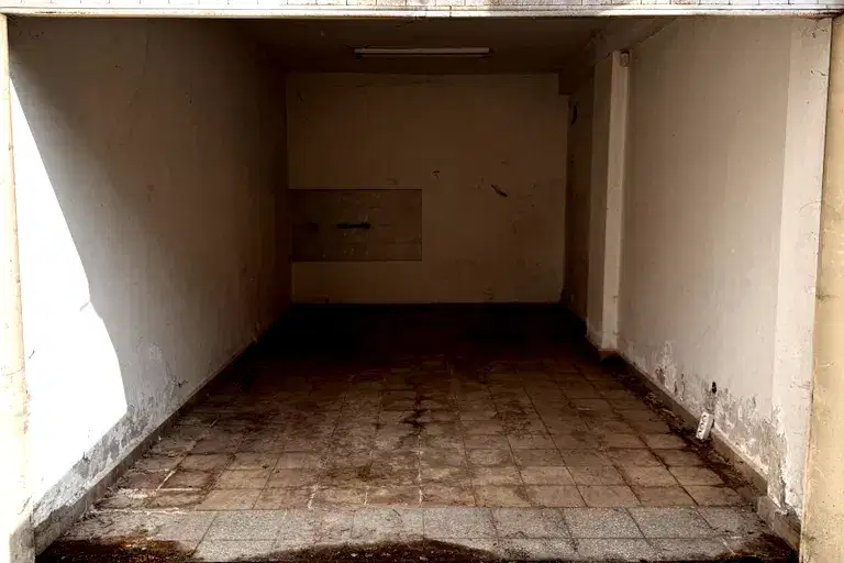 Garage/Parking in Sofiya, Iztok