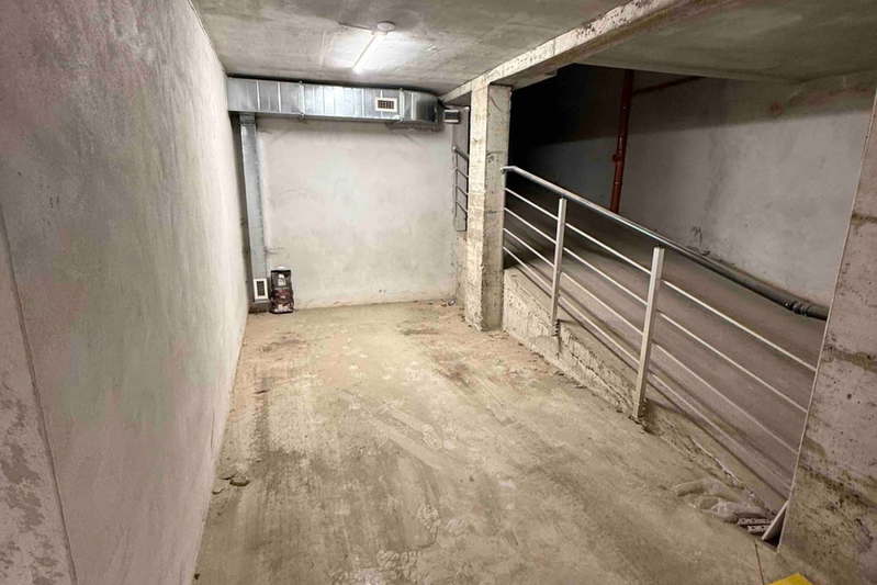 Garage/Parking in Sofiya, Krasna Polyana 3