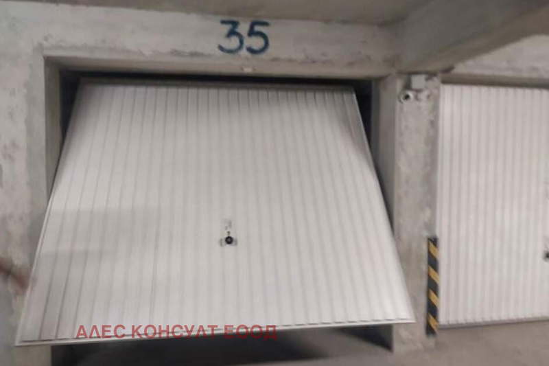 Garage/Parking in Sofiya, Manastirski Livadi