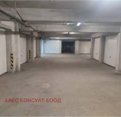 Photo 2 — Garage/Parking in Sofiya, Manastirski Livadi