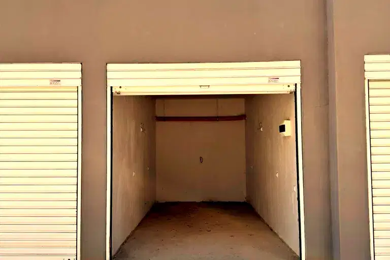 Garage/Parking in Sofiya, Studentski Grad