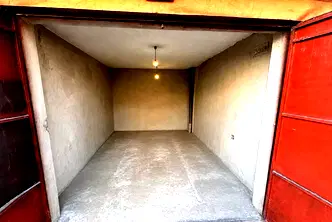Гараж/Паркомясто в Търговище, Боровец