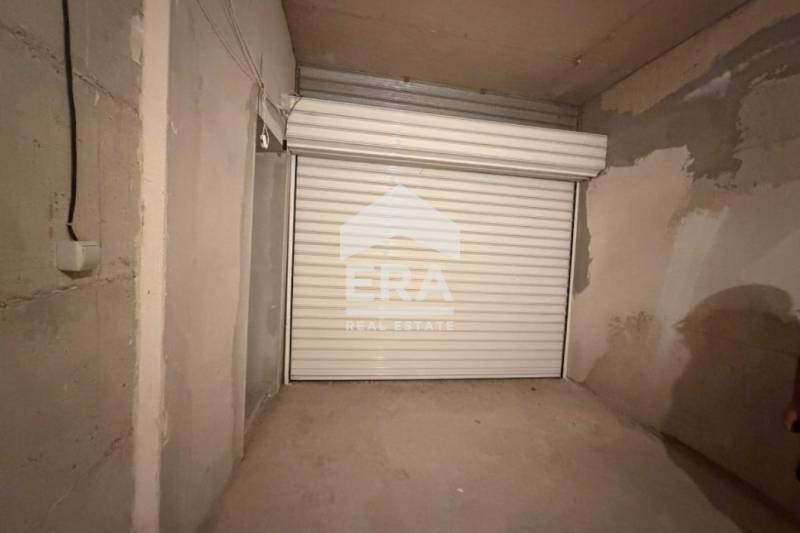 Garage/Parking in Varna, Avtogara