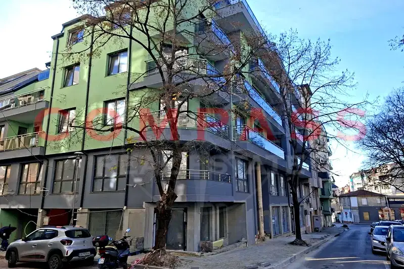 Garage/Parking in Varna, Centyr