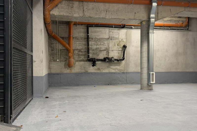 Garage/Parking in Varna, Centyr