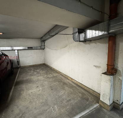 Photo 5 — Garage/Parking in Varna, Centyr