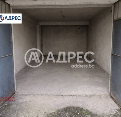 Снимка 2 — Гараж/Паркомясто във Варна, Трошево
