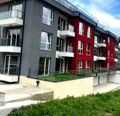 Photo 2 — Garage/Parking in Varna, Vinica