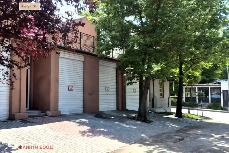 Гараж/Паркомясто във Велико Търново, Бузлуджа