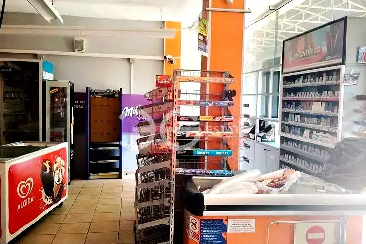 Shop in Zlatni Pyasyci