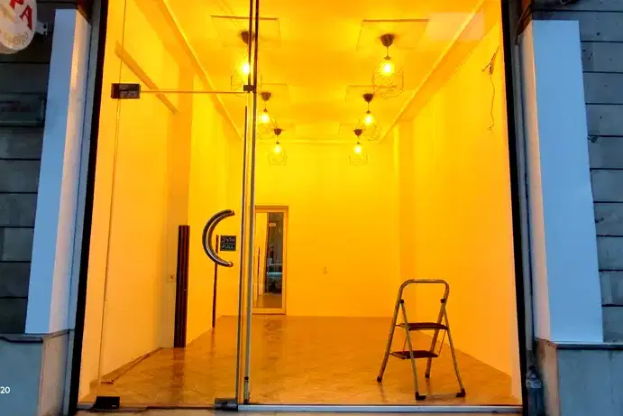 Shop in Plovdiv, Centyr
