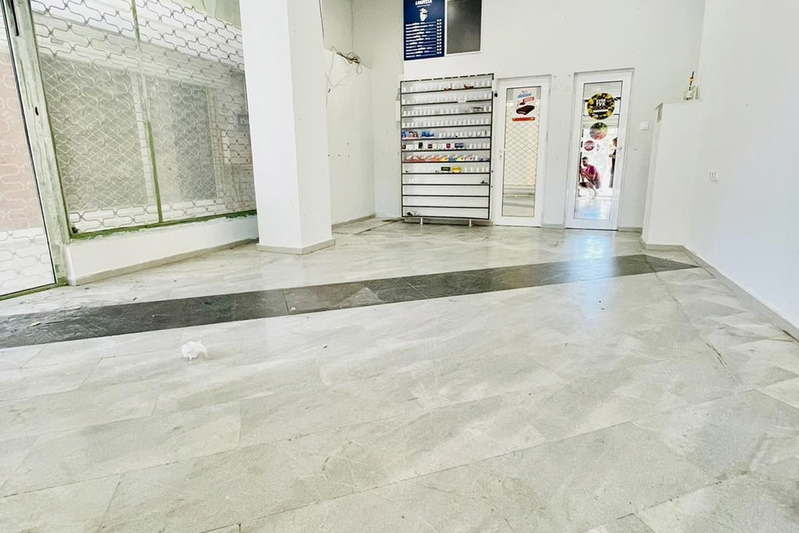 Shop in Sofiya, Centyr